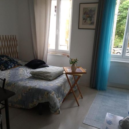 Castelnau-Durban Tiny Studio Ariege Pyrenees מראה חיצוני תמונה